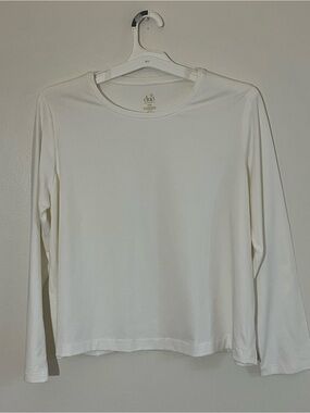 Duo Maternity Ivory Long Sleeve Tee size XL